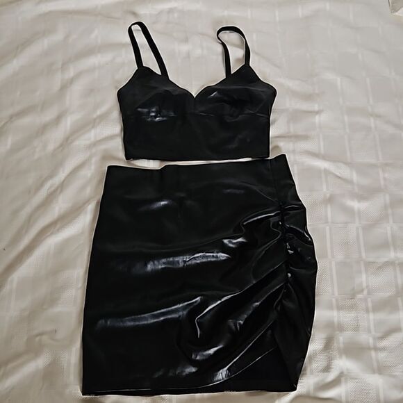 Zara Women's Faux Leather 2-Piece Crop Top & Side Ruffled Mini Skirt Black M/L - Picture 15 of 16